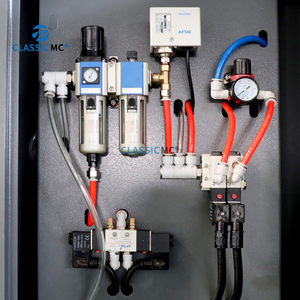 เครื่องกัดซีเอ็นซี 3 แกน รุ่น VMC855 อุปกรณ์กัดโลหะซีเอ็นซีสำหรับงานอุตสาหกรรม สำหรับชิ้นส่วนเครื่องยนต์และการกลึงล้อ<span class=keywords><strong>รถ</strong></span>ยนต์ - Product Image 6