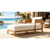Ensemble de chaises longues de luxe en teck pour l'extérieur, résistant à l'eau, idéal pour les vacances à la plage et les centres de villégiature