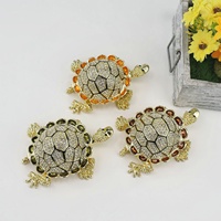 SHINNYGIFTS Boîte à Bijoux Traditionnelle en Métal Plaqué Or en Forme de Tortue avec Figurine Émaillée Peinte à la Main et Charnière pour Décoration d'Intérieur