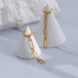 Pendientes colgantes de acero inoxidable chapados en oro para mujer Diseño de enlace de encanto de corazón hueco circular - Product Image 3