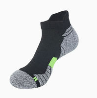 Nouvelle conception 2026 Chaussettes de sport personnalisées pour hommes, chaussettes de basketball d'élite à semelle éponge, anti-boulochage et épaissies
