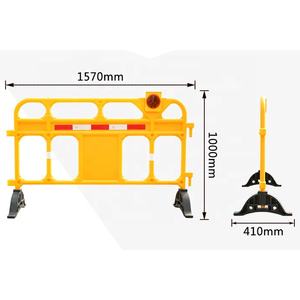 Güvenilir kalite mobil demir kazasında üç delikli plastik PE güvenliği su dolu bariyerler - Product Image 3