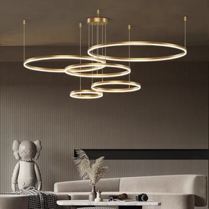 Lámpara Colgante LED Redonda Dorada Moderna, Altura Ajustable, Control Remoto, para Sala de Estar, Cuerpo de Aluminio, Luz Blanca Cálida 3500K - Product Image 6