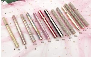 Stylo eyeliner à paillettes liquide transparent noir Bling avec boîtes crayon eyeliner végétalien imperméable à l'eau de marque privée - Product Image 4