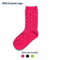 Chaussettes pour femmes à pois personnalisées OEM, chaussettes décontractées respirantes en maille tricotée avec bord côtelé, idéales pour le bureau, les fêtes ou comme cadeau
