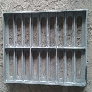 <span class=keywords><strong>Plaque</strong></span> de couverture de fossé de Drainage carré en fonte ductile égout grille d'eau de pluie couverture de puits tranchée grille de puits en acier inoxydable pour - Product Image 5