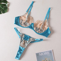 RUIYI Nouveau ruban de dentelle contrastante soyeuse Bague en acier Lingerie française sexy Ensemble de string