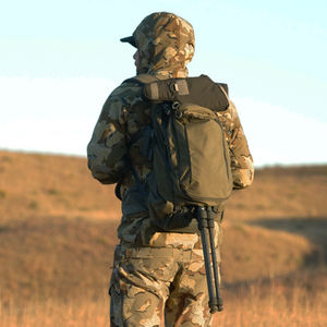 กระเป๋าเป้สะพายหลังไนลอนแบบกำหนดเองสำหรับการล่าสัตว์ กันน้ำ พร้อมช่องขยายได้และตัวแบ่งจัดระเบียบสำหรับการล่าสัตว์กลางแจ้ง - Product Image 4