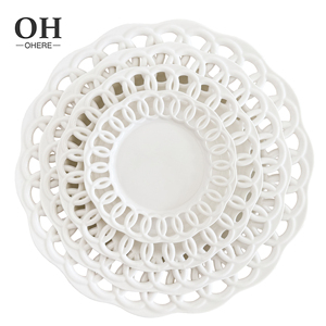 Assiette en céramique <span class=keywords><strong>blanche</strong></span> creuse créative pour mariage, fête, événement, classique, 10,5 pouces, ensembles d'<span class=keywords><strong>assiettes</strong></span> à dîner en <span class=keywords><strong>porcelaine</strong></span>, vaisselle en <span class=keywords><strong>porcelaine</strong></span> fine - Product Image 1