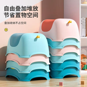 Silla de montar moderna para niños, taburete de estudio resistente y antideslizante de plástico para uso escolar, azul oscuro, azul claro, rosa - Product Image 3