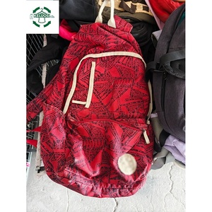 Vendita all'Ingrosso di Abbigliamento <span class=keywords><strong>Usato</strong></span> e Borse di Marca per Negozi, Rivendita e Mercato Esportazione - Product Image 2