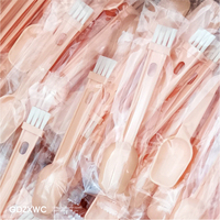 Nouvelle brosse de nettoyage pour cuillère doseuse en plastique PP, conviviale, pour café et huile, conception 2-en-1, graduations 2 grammes 3 ml, gadget de cuisine
