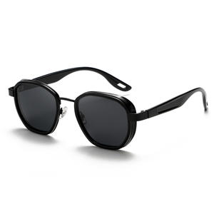 Lunettes de soleil polygonales pour femmes Grey Jack, monture en métal, verres TAC, protection UV400, type 3, pare-soleil, design noir tendance - Product Image 4