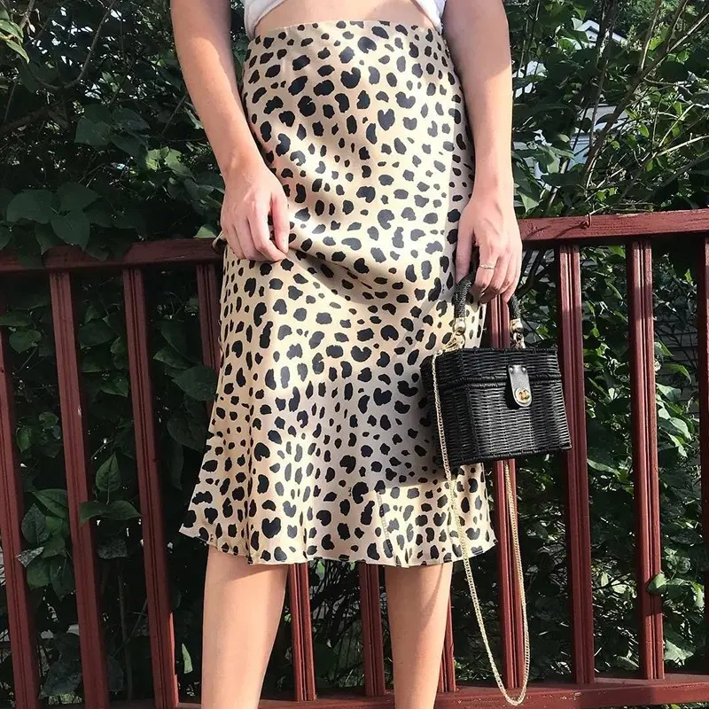 Leopard printed silk Slant cut elastic waist skirt custom satin skirt for ladies satin skirt