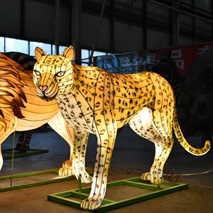 Lanterne de <span class=keywords><strong>parc</strong></span> d'attractions personnalisée avec lumières pour événements nocturnes en extérieur et en intérieur, décoration lumineuse, lanternes sur <span class=keywords><strong>le</strong></span> thème des animaux - Product Image 3