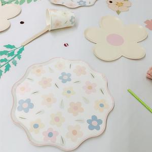 ชุดอุปกรณ์จัดงานเลี้ยงน้ำชาฤดูใบไม้ผลิและฤดูร้อน DAMAI รูปทรงดอกไม้ พรีเมียม แบบใช้แล้วทิ้ง  ประกอบด้วย ถ้วยกระดาษ ผ้าเช็ดปาก จาน - Product Image 3