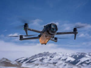 Drones Mavic 4 Pro con Cobertura de Fotograma Completo, Hasselblad de 100MP, Lente Triple de 28mm-168mm, Zoom Óptico 7x, Video HDR 6K para DJI - Product Image 4