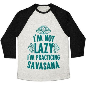 Non sono pigro, sto facendo pratica di Savasana, maglietta da baseball unisex in tessuto misto - Product Image 4