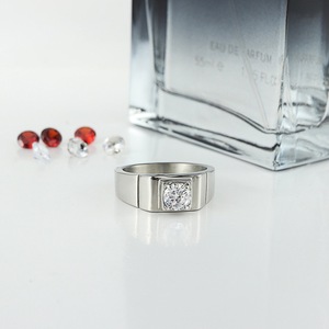 yunnique <b>Titanium</b> Steel <b>Ring</b> Silver White Stone Prong Setting Geometric Unisex Engagement Jewelry - Product Image 3