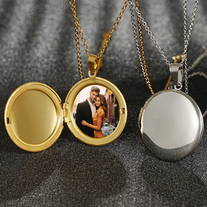 Ожерелье-медальон из нержавеющей стали с золотым покрытием, 27 мм - Product Image 3