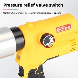 Pince à sertir hydraulique réglable portable et rechargeable pour électricien, en acier au carbone avec poignée en caoutchouc, modèle DM-70C Hydrau - Product Image 2