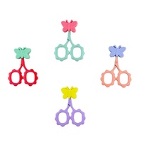 En stock, mini-ciseaux de couture simples en acier inoxydable, avec broderie tournesol, forme papillon, protège-lame et coupe-fil