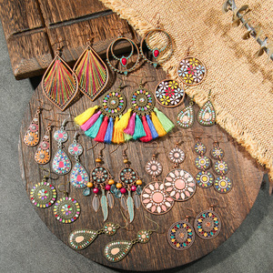 Pendientes Colgantes Étnicos Vintage Coloridos de Aleación con Cristales y Diamantes de Imitación, Joyería de Fiesta para Mujer, Accesorios de Moda Estilo Bohemio - Product Image 3