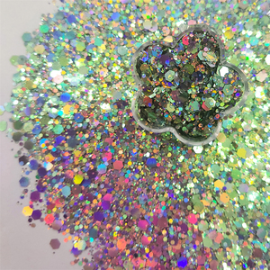 Des milliers de couleurs Chunky Glitter Mix 1kg Poudre hexagonale en vrac pour la décoration des ongles et des cheveux en résine - Product Image 1