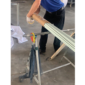 Les tiges en fibre de verre sont utilisées pour soutenir les tomates - Product Image 2