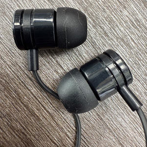 Audífonos Cosmic Byte Cp04 de 3.5mm con Cable, 6U+, con Chipset JL, Micrófono Doble, Cable Largo, Supergraves para Honor X6b y Scosche Hpl1 - Product Image 2