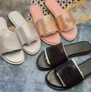 Sandalias Planas con Pedrería Negra, Punta Abierta, Suela Antideslizante de PU, para Uso Interior en Verano, Estilo Slip-On - Product Image 2