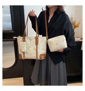 Sacs fourre-tout en cuir PU pour femmes, grands sacs à bandoulière, sacs à main écologiques tendance pour le printemps, l'été et l'automne, usage quotidien - Product Image 4