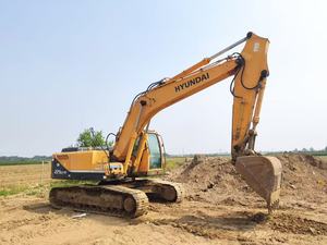 Excavadora de cadenas HYUNDAI 225-9s 2022 de segunda mano con rompedor de cazo y PLC, 22.6 toneladas, lista para envío inmediato desde China - Product Image 4
