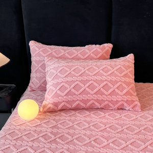 Ensemble de jupe de lit en flanelle jacquard chaude avec dentelle florale, volant anti-poussière, housse de matelas douce et pelucheuse antidérapante, literie chaude d'hiver, taille personnalisée - Product Image 5