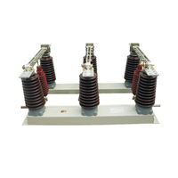 Interruptor de desconexión del interruptor aislador de operación GN27 tipo 40.5kv para estructura de chasis trifásico tipo cuchilla giratoria Vertical