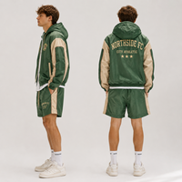 Ensemble de survêtement rétro 2 pièces pour homme : veste zippée à capuche et short en nylon froissé imprimé, coupe-vent, style streetwear, avec patchs de football