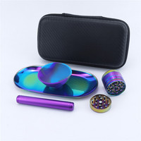 Kit d'accessoires pour fumeurs sur mesure avec motif en fibre de carbone, sac à fermeture éclair, moulin à herbes, plateau à rouler, tube en métal, bol à mélanger
