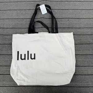 Sac fourre-tout en toile de coton personnalisé pour femme, nouveau style, motif lettres, taille moyenne, recyclable, avec poignée en corde, idéal pour le travail et les cours. - Product Image 2