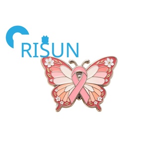 Broches en émail personnalisées créatives en métal, motif Rose d'Octobre, pour la sensibilisation au cancer du sein, avec ruban rose et fleur papillon, vente en gros - Product Image 4