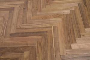 <span class=keywords><strong>Parquet</strong></span> en noyer noir Chevron Fish Bone, <span class=keywords><strong>parquet</strong></span> en bois d'ingénierie, <span class=keywords><strong>parquet</strong></span> en bois à chevrons pour la <span class=keywords><strong>maison</strong></span> - Product Image 4