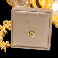 Ensemble de Bijoux de Mode XIXI de Haute Qualité: Bracelets, Pendentifs et Clous pour Femme, en Acier Inoxydable Plaqué Or 18 Carats avec Zircon et Chiffres Romains