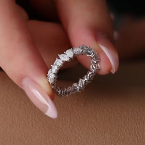 Bague de mariage en or massif 18 carats avec diamant de laboratoire, forme fantaisie, design unique, diamant de laboratoire HPHT cultivé en laboratoire - Product Image 3