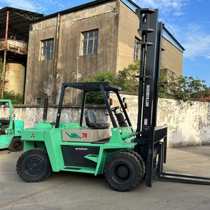 Chariot élévateur diesel d'occasion Mitsubishi FD70 de 7 tonnes avec mât à trois sections et composants de moteur, boîte de vitesses et roulements portables - Product Image 1