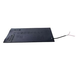Almohadilla térmica eléctrica para cerdos con fibra de carbono, ideal para lechones en alfombrillas de plástico - Product Image 1