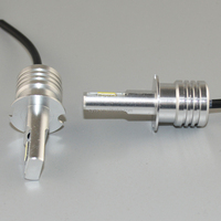Nouveauté Phare de voiture à LED Super lumineux 2 côtés Lumière LED automatique H3 3570 Ampoule LED de voiture Lumière LED antibrouillard automatique Rétrofit/Mise à niveau