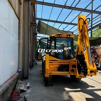Chargeuse-pelleteuse sur pneus JCB 4CX d'occasion avec déplacement latéral, moteur 4.4L et boîte de vitesses, garantie 1 an