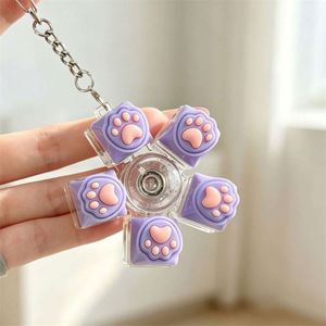 Llavero con diseño de pata de gato, interruptor mecánico de teclado, clicker antiestrés, colgante para bolso, regalo de Navidad - Product Image 3