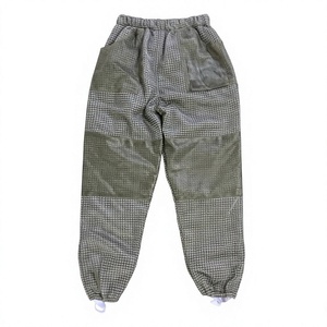 Pantalones de Apicultura Profesionales Ventilados y Resistentes a Picaduras de Abejas, con Corte Holgado para Áreas Públicas - Product Image 1