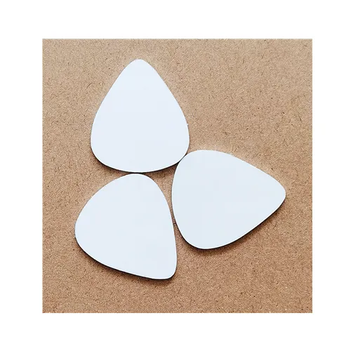 Hochwertige White Blank Dye Sublimation Aluminium Gitarren Pick Zweiseitige personal isierte Metall gitarren Picks