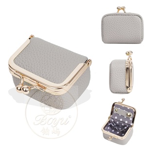 Nouvelle pochette à monnaie pour femme en cuir véritable avec fermeture éclair, faite à la main - Product Image 4